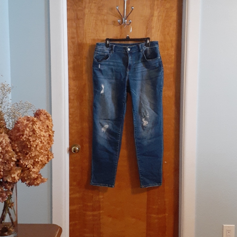 Chicos Platnium Boyfriend Jean size 2(12)
